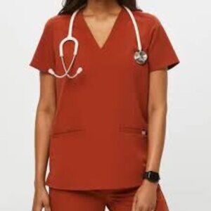 Figs Casma Three-Pocket Scrub Top XS - Auburn